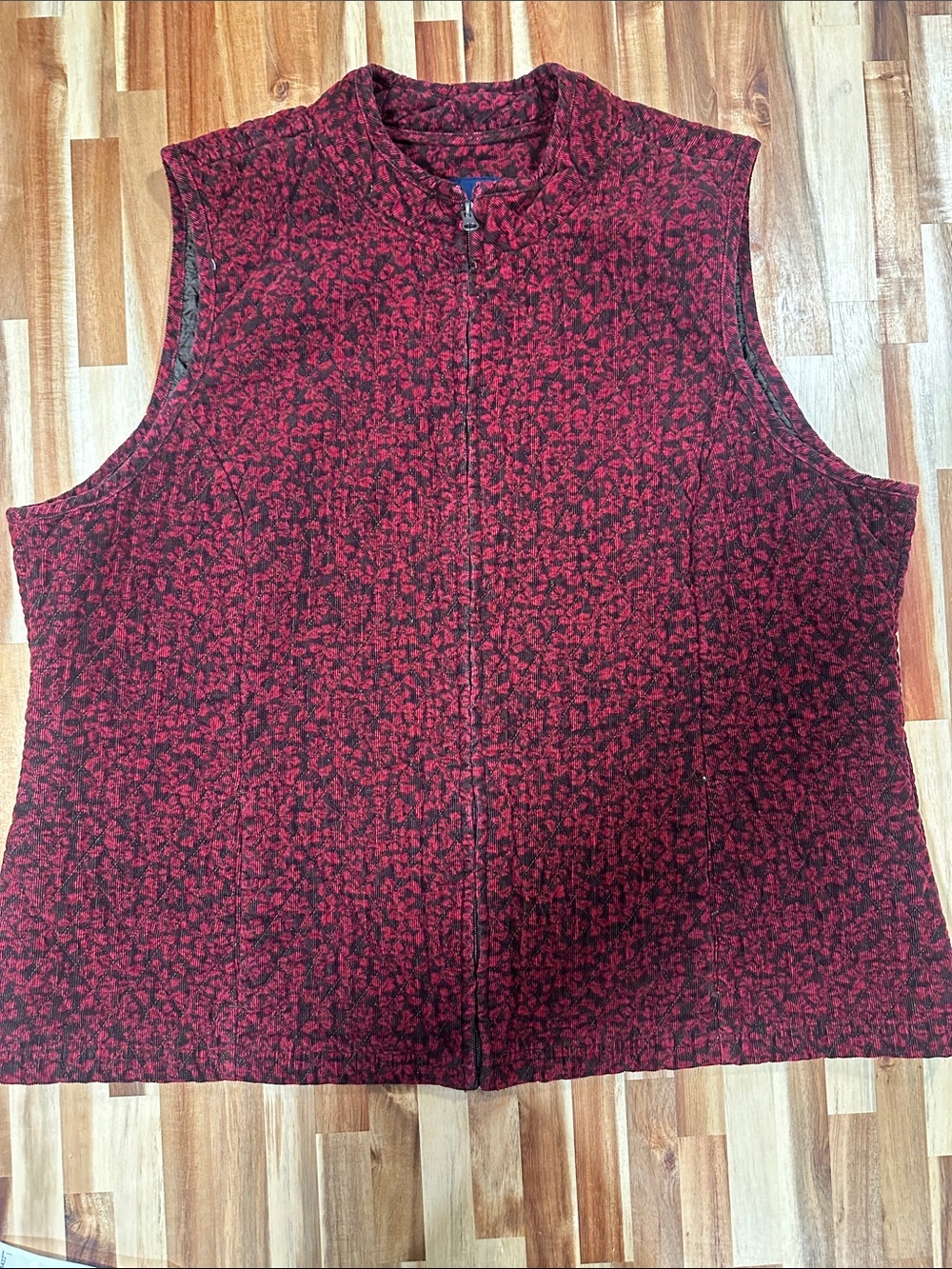 Basic Editions Red and Black Quilted Floral Vest 540